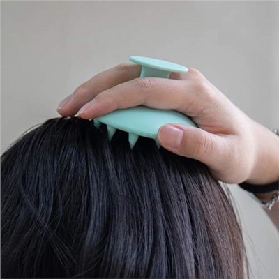 Силиконовая щетка-массажер для мытья волос
