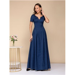 Платье темно-синее длины макси с вырезом на груди и короткими рукавами