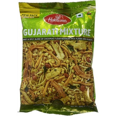 Закуска индийская Гуджарат Микс Gujarati Mixture Haldiram’s 200 гр