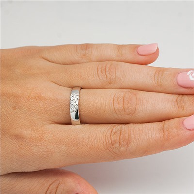 Обручальное кольцо с бесцветными фианитами - 571