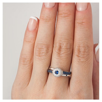 Серебряное кольцо с фианитами синего цвета 459