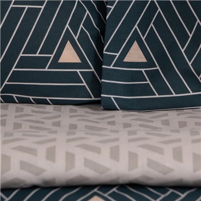 Постельное бельё Этель 1,5 сп "Triangular illusion" 143х215 см, 150х214 см, 70х70 см 2 шт, бязь, 125 г/м2