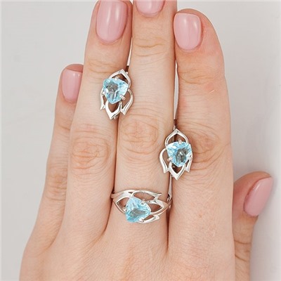 Серебряное кольцо с голубым фианитом - 450