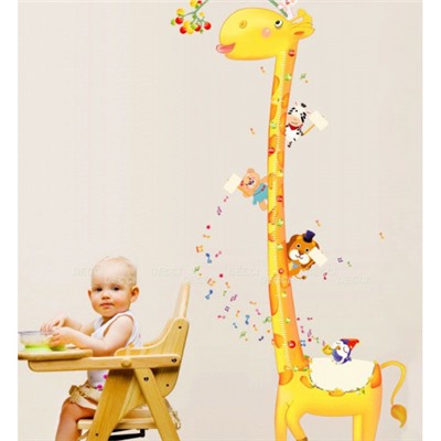Наклейка на стену Забавный жираф ростомер