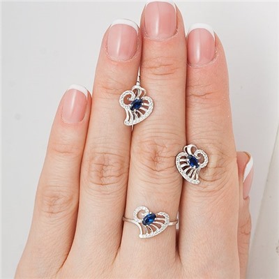 Серебряное кольцо с фианитом синего цвета 228